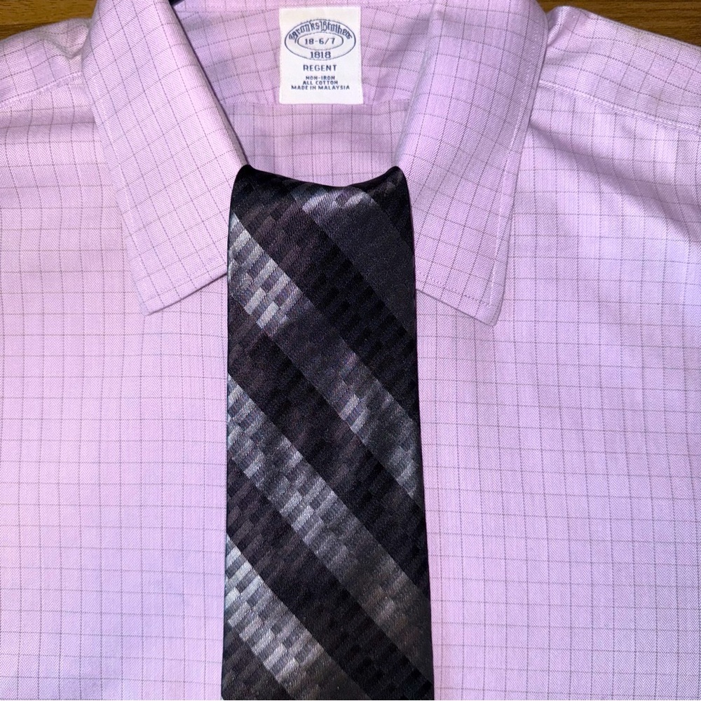 Croft & Barrow Mens Striped Black Gray Silver Silk Tie ( Shirt NOT Included)
